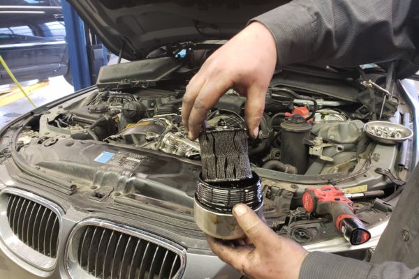 BMW cheap oil change service in Ann Arbor, MI