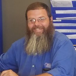 Stadium Auto Service staff member